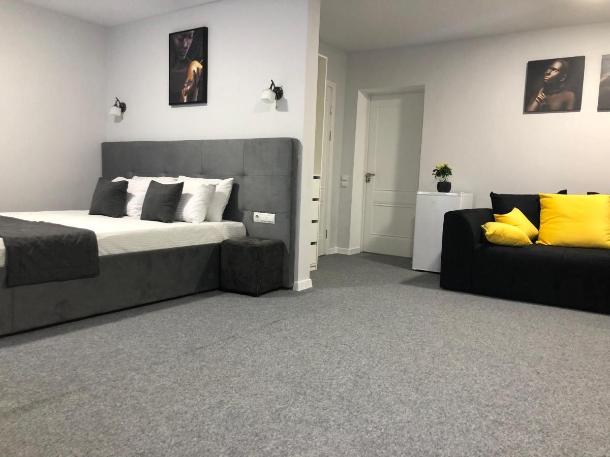 Panorama Briz Hotel Каролино-Бугаз Екстериор снимка