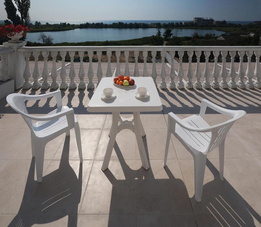Panorama Briz Hotel Каролино-Бугаз Екстериор снимка