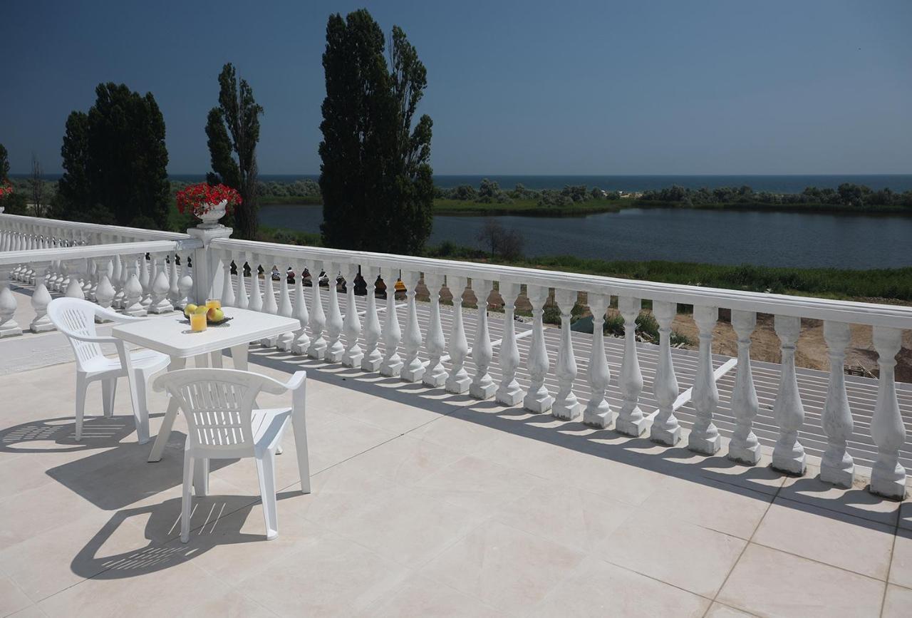 Panorama Briz Hotel Каролино-Бугаз Екстериор снимка